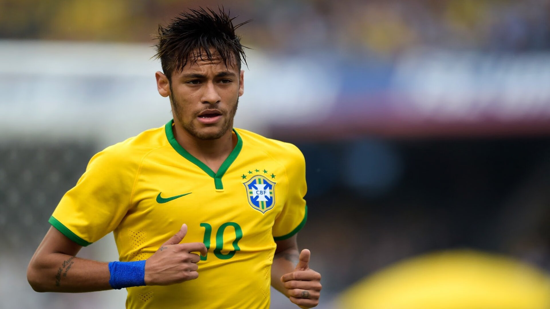 “英超豪门拼劲十足，点滴比赛决定命运”，英超十大豪门