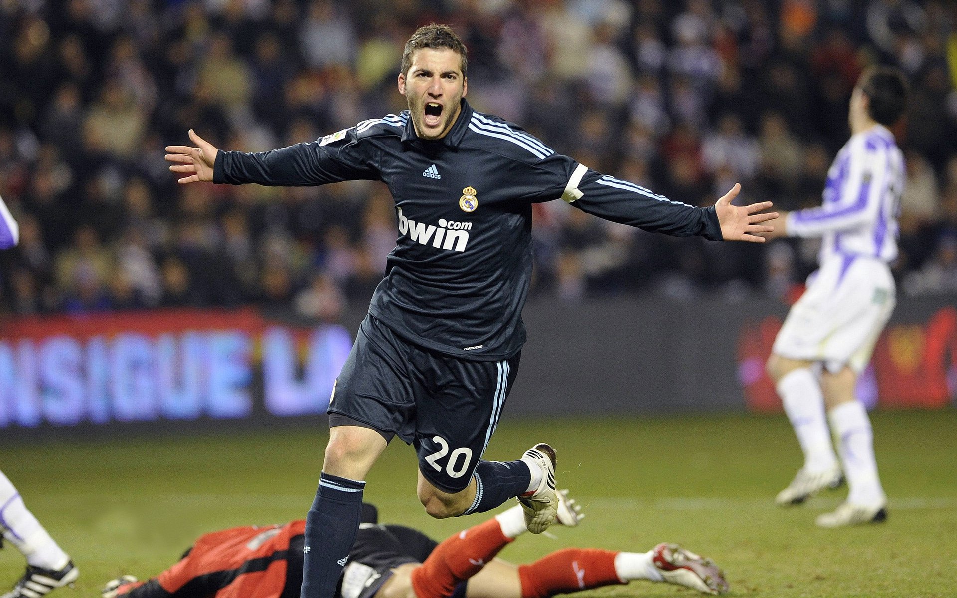 《竞技精神：电竞比赛中的公平竞争理念》，电竞精神有哪些